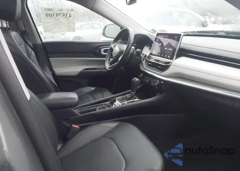 2022 Jeep Compass Limited 4X4 z USA, uszkodzony, nr VIN 3C4NJDCB5NT117008